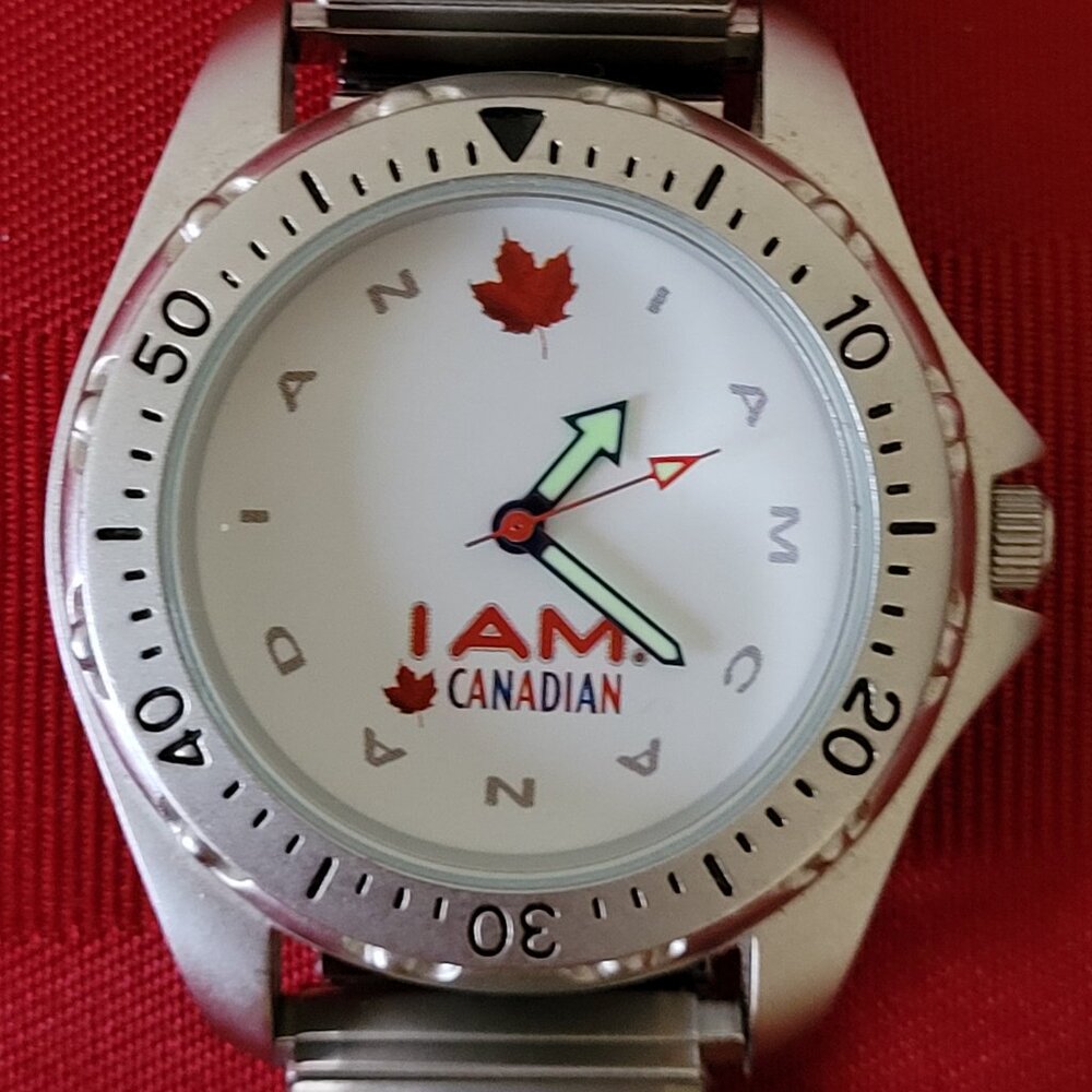 GENT,Y USED, 1990'S MOLSONS, I AM CANADIAN, STAINLESS STEEL WRIST WATCH!